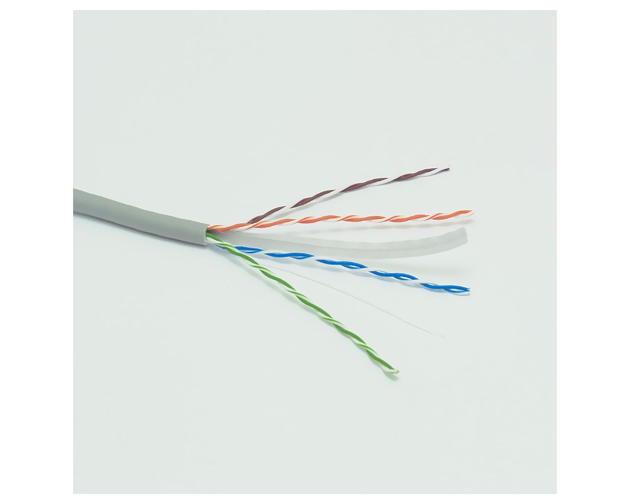 FRISBY%20FNW-CAT628%20CAT%206%20UTP%20Saf%20Bakır%20Kablo%20(305)