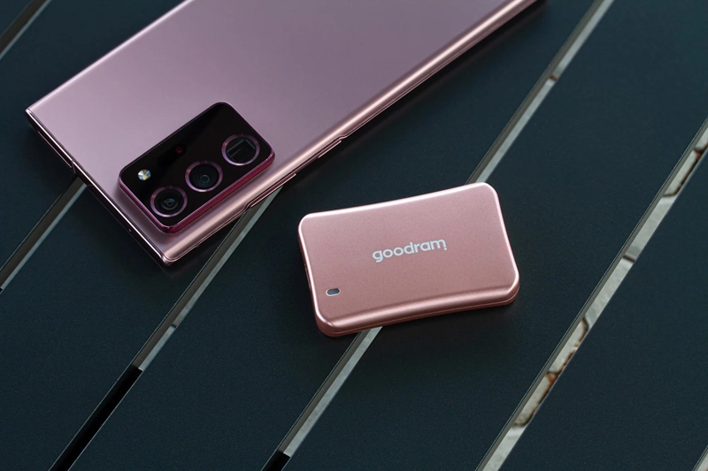 Goodram%20HX200%20500GB%20USB%203.2%20Gen2%20Type-C%20Harici%20SSD%20SSDPR-HX200-500-RG